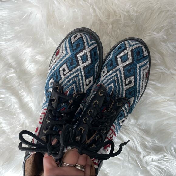 Weavers Alaska | Unisex Women’s Hiking Boots Blue Black Geometric Pattern Boho - Picture 4 of 9